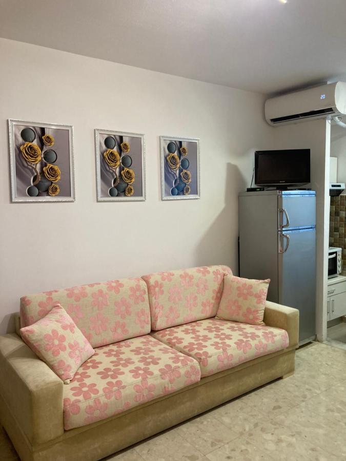 Piazza Center Studio Tirana Bagian luar foto