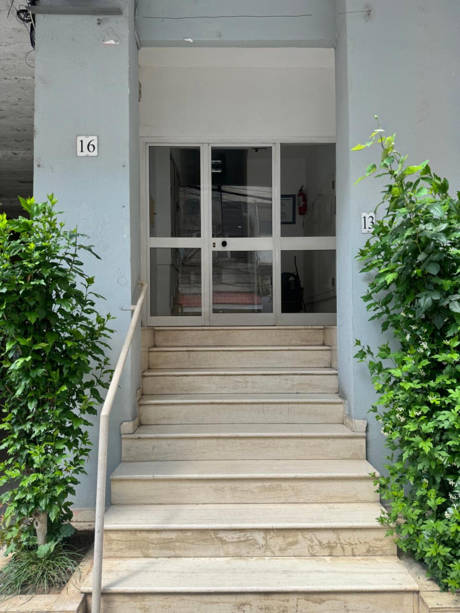 Piazza Center Studio Tirana Bagian luar foto